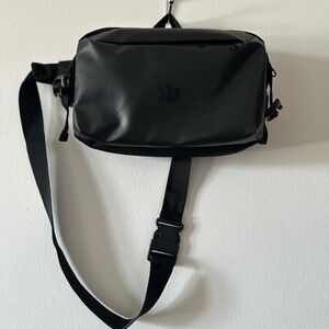 Adidas rifta waistbag unisex